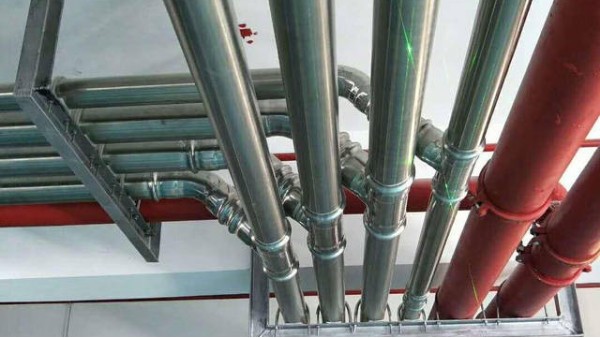 不锈钢管厂：自来水管为什么要用不锈钢水管？